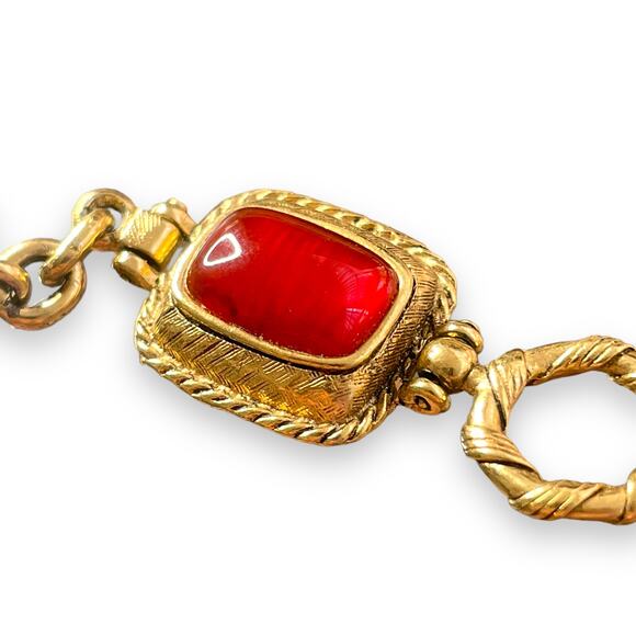 Antique Gold Plated Bracelet with toggle closure 8" by Premier Designs - Picture 4 of 8